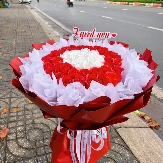Hình ảnh hoa giao hàng thực tế