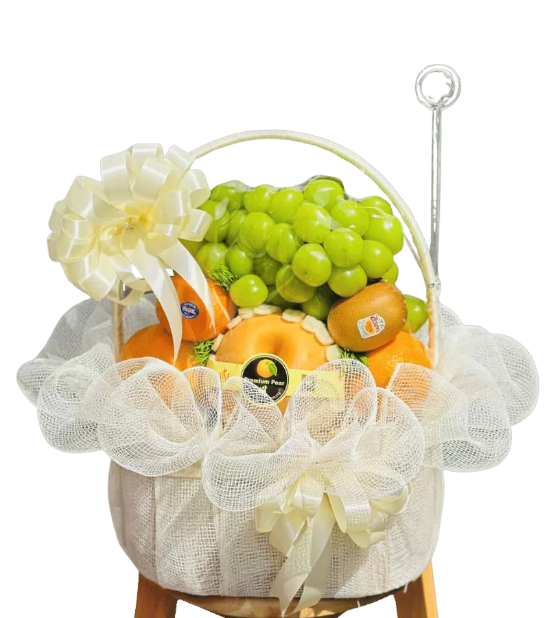 Giỏ Trái Cây Nhập Khẩu Nho Xanh Lê Kiwi Tông Trắng